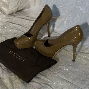 Gucci Patent heels